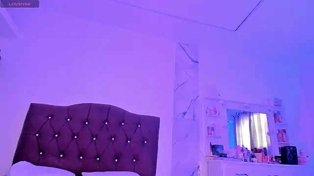 alysson 18 online show from March 14, 2026, 1:28 pm