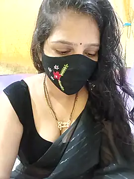 Snapshot of Rising_Smiler chatting on October 9, 2025, 9:10 am Rising Smiler online show from October 9, 2025, 9:10 am