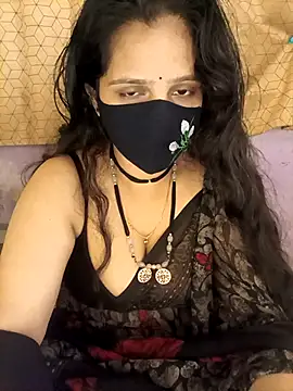 Rising Smiler online show from January 5, 2026, 6:00 pm