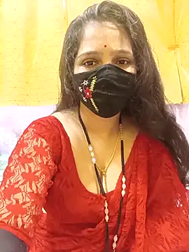 Snapshot of Rising_Smiler chatting on October 18, 2025, 9:44 am Rising Smiler online show from October 18, 2025, 9:44 am