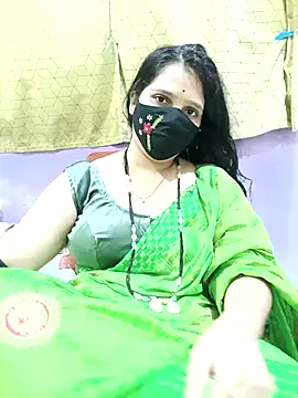 Snapshot of Rising_Smiler chatting on October 7, 2025, 6:09 pm Rising Smiler online show from October 7, 2025, 6:09 pm