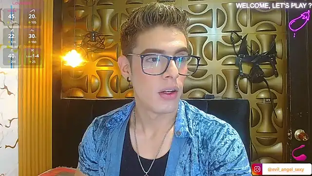 angel sexyevil online show from November 22, 2025, 12:37 pm