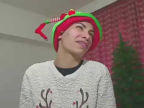 Snapshot of hotSANDRA_STARR chatting on December 20, 2025, 12:30 pm hotSANDRA STARR online show from December 20, 2025, 12:30 pm