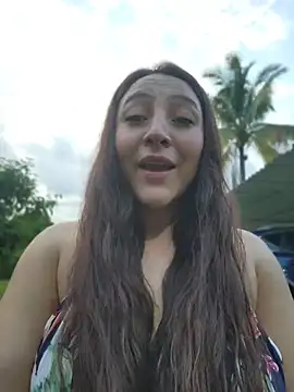 Snapshot of VickyHoult chatting on June 23, 2026, 10:52 pm VickyHoult online show from June 23, 2026, 10:52 pm