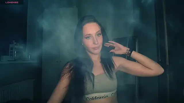 AliceTurnOn online show from April 12, 2026, 5:05 pm