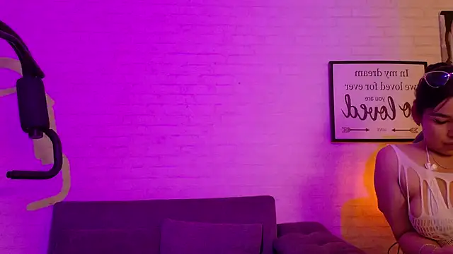 Snapshot of Roxahank chatting on February 25, 2026, 7:36 pm Roxahank online show from February 25, 2026, 7:36 pm