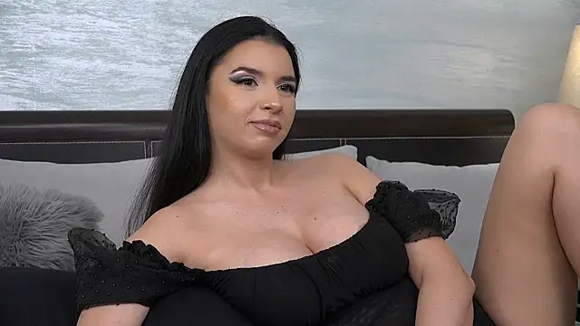 Snapshot of Natanniella chatting on June 11, 2026, 2:53 am Natanniella online show from June 11, 2026, 2:53 am