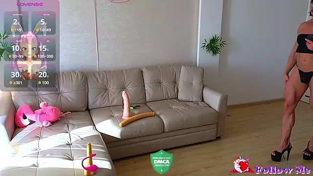 Snapshot of Rabbits_couplee chatting on January 25, 2025, 8:42 am Rabbits couplee online show from January 25, 2025, 8:42 am