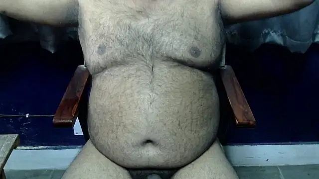 Snapshot of hairysubcub_70 chatting on January 10, 2026, 6:31 am hairysubcub 70 online show from January 10, 2026, 6:31 am