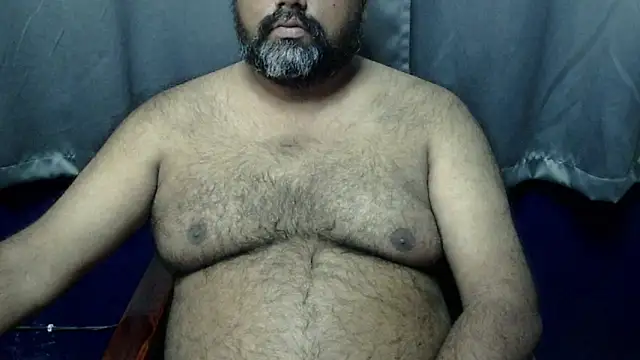 Snapshot of hairysubcub_70 chatting on December 4, 2025, 4:33 am hairysubcub 70 online show from December 4, 2025, 4:33 am
