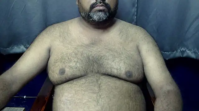 hairysubcub 70 online show from October 5, 2025, 5:31 am