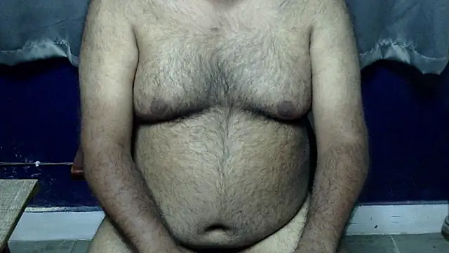 hairysubcub 70 online show from April 16, 2026, 5:03 pm