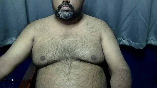 Snapshot of hairysubcub_70 chatting on November 26, 2025, 7:30 am hairysubcub 70 online show from November 26, 2025, 7:30 am