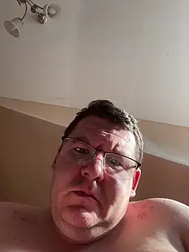 Tomi2244 online show from March 11, 2026, 2:33 pm