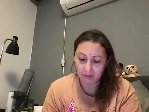 maryxex28 online show from November 24, 2025, 5:40 am