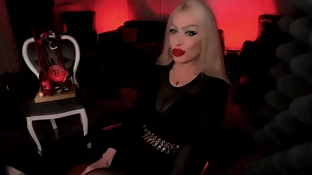 Snapshot of GreedyFinDom chatting on December 7, 2024, 6:59 am GreedyFinDom online show from December 7, 2024, 6:59 am