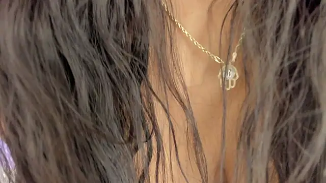 GenesisRuiz online show from October 10, 2025, 2:40 pm