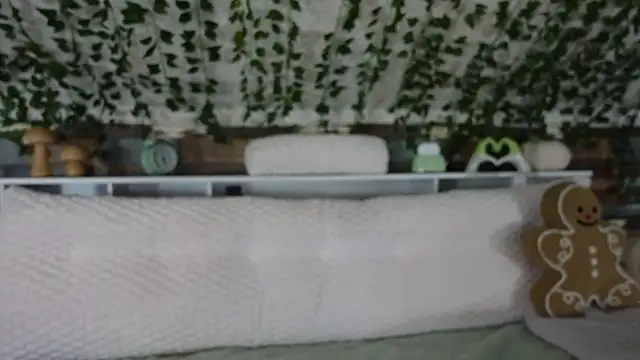 -khayaparker online show from March 9, 2025, 10:30 pm