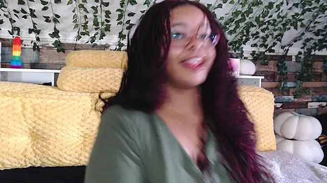 -khayaparker online show from February 10, 2025, 6:24 pm