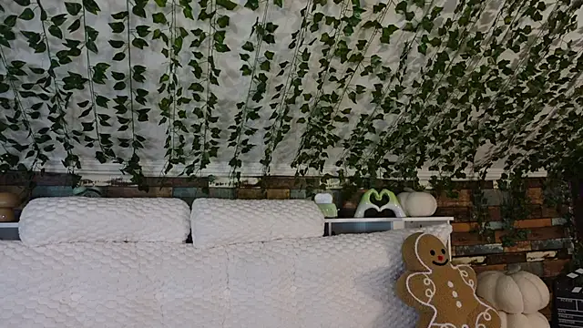 -khayaparker online show from March 9, 2025, 8:18 am