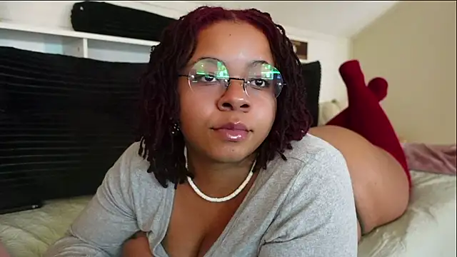 Snapshot of -khayaparker chatting on March 2, 2026, 8:16 pm -khayaparker online show from March 2, 2026, 8:16 pm