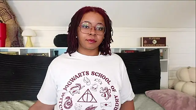 Snapshot of -khayaparker chatting on March 3, 2026, 5:53 pm -khayaparker online show from March 3, 2026, 5:53 pm