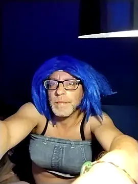 Snapshot of MirthildaVenza chatting on October 21, 2025, 9:30 am MirthildaVenza online show from October 21, 2025, 9:30 am