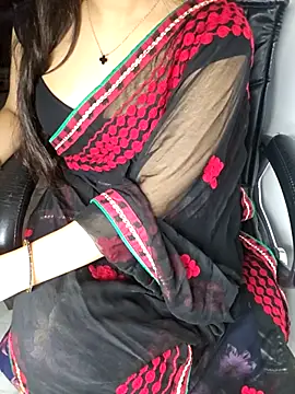 Snapshot of aliyaah_singh chatting on May 13, 2026, 6:26 pm aliyaah singh online show from May 13, 2026, 6:26 pm