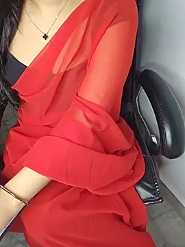 Snapshot of aliyaah_singh chatting on June 1, 2026, 5:56 pm aliyaah singh online show from June 1, 2026, 5:56 pm