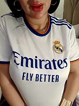 Snapshot of Queen_sousou chatting on February 4, 2026, 12:11 pm Queen sousou online show from February 4, 2026, 12:11 pm