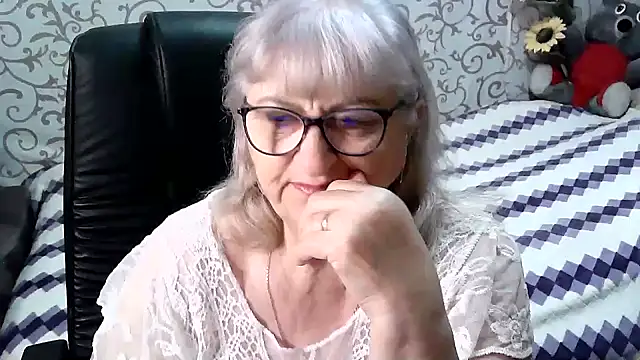 LolkaAlyss online show from March 12, 2025, 6:43 pm