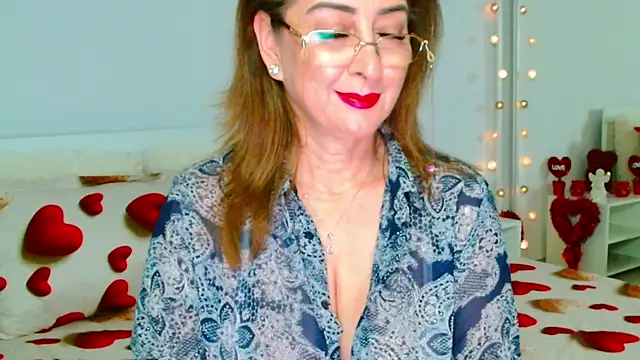 Tyana40 online show from February 12, 2026, 2:11 am