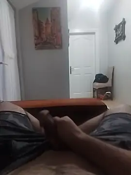 Snapshot of Aykut1990 chatting on November 6, 2025, 3:05 pm Aykut1990 online show from November 6, 2025, 3:05 pm