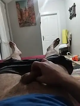 Snapshot of Aykut1990 chatting on February 20, 2026, 8:11 pm Aykut1990 online show from February 20, 2026, 8:11 pm