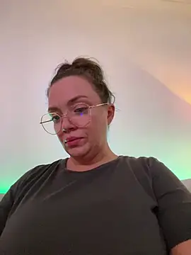 FemDom RubyKnightXXO online show from June 24, 2026, 7:55 pm