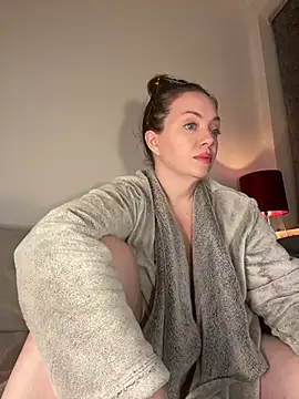 FemDom RubyKnightXXO online show from May 14, 2026, 10:18 pm
