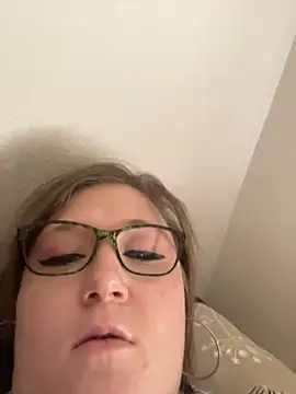 JadeDaMilf online show from February 3, 2025, 5:46 pm