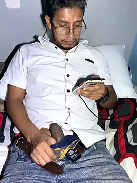 Darkdickhard online show from October 21, 2025, 3:39 am