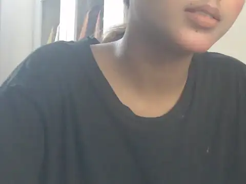 Snapshot of NancyRuvi chatting on June 14, 2026, 3:35 pm NancyRuvi online show from June 14, 2026, 3:35 pm