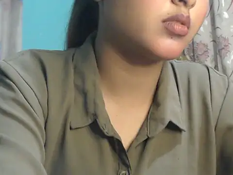 NancyRuvi online show from October 16, 2025, 4:37 pm