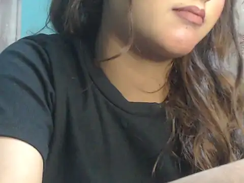 NancyRuvi online show from November 30, 2025, 4:41 pm