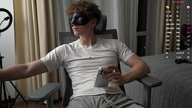 Snapshot of BumBuster69 chatting on February 28, 2026, 10:31 pm BumBuster69 online show from February 28, 2026, 10:31 pm