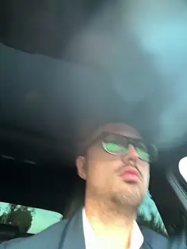 minga1995 online show from September 28, 2025, 4:25 pm