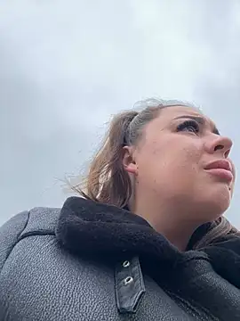 Snapshot of Sara_Slow chatting on December 22, 2024, 10:38 am Sara Slow online show from December 22, 2024, 10:38 am