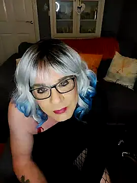 juniperberi29 online show from October 11, 2025, 9:49 pm