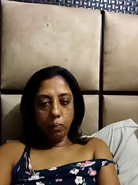 Mahi4luv online show from March 31, 2026, 10:45 pm