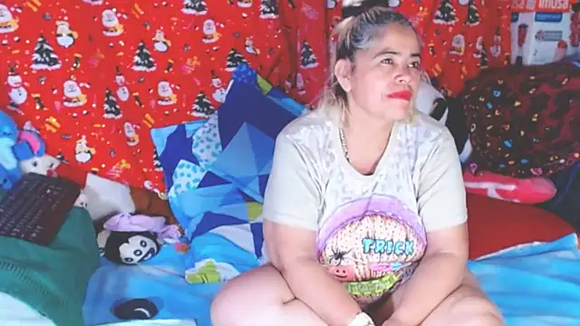 Snapshot of estrellita_fugaz16x chatting on February 13, 2026, 1:16 am estrellita fugaz16x online show from February 13, 2026, 1:16 am