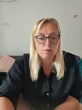winniess40 online show from June 2, 2026, 9:09 am