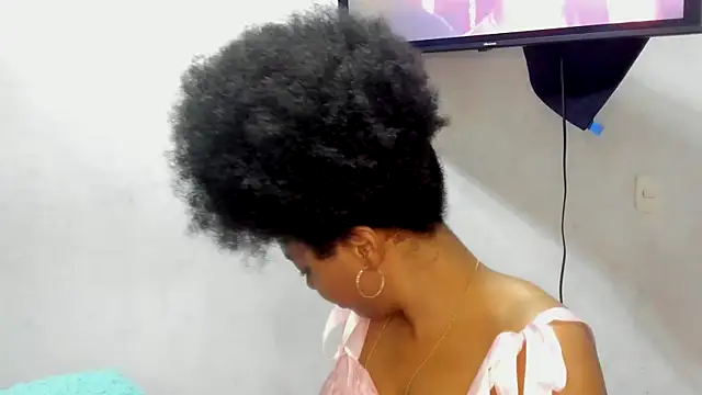 Snapshot of thaimy_ chatting on September 26, 2025, 1:01 am thaimy online show from September 26, 2025, 1:01 am