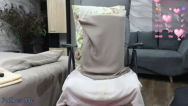 Vika style online show from December 2, 2025, 1:17 am